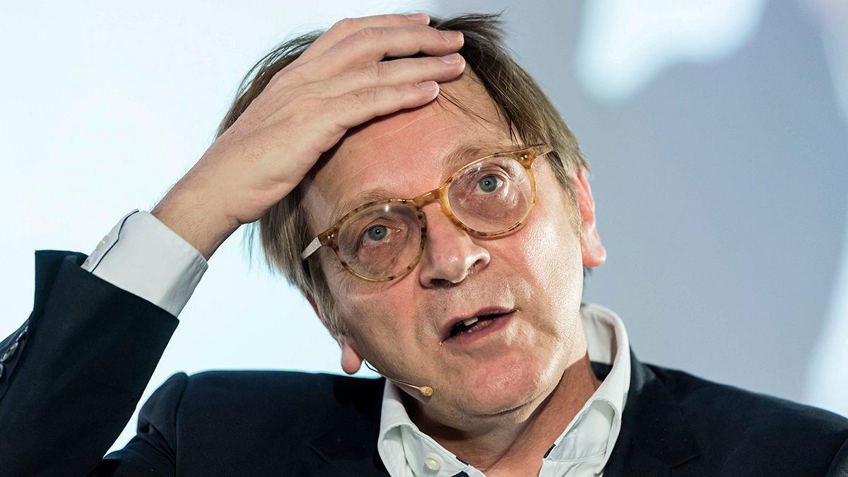 Verhofstadt reagált a kormány kampányvideójára
