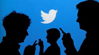 "Твиттер" обнародовал данные о российских "троллях"