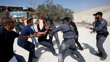 اعتراض به تخریب روستایی در کرانه باختری رود اردن به خشونت کشیده شد