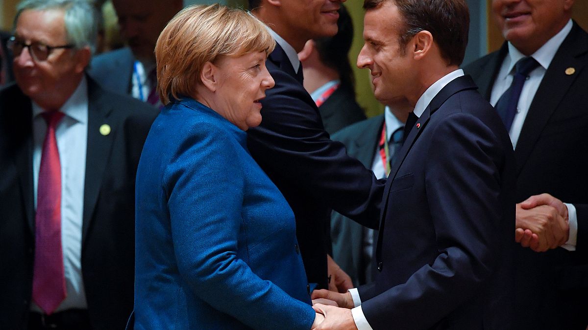 Merkel hace algunas concesiones a la eurozona