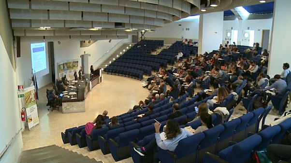 انطلاق فعاليات المنتدى العالمي للأغذية "الحلال" في إيطاليا انطلاق فعاليات المنتدى العالمي للأغذية "الحلال" في إيطاليا