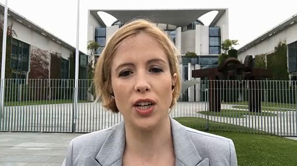 Angela Merkel debate o futuro das relações comerciais com o Reino Unido Angela Merkel debate o futuro das relações comerciais com o Reino Unido