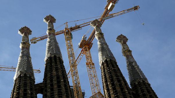 Η Σαγράδα Φαμίλια αποκτά οικοδομική άδεια! Η Σαγράδα Φαμίλια αποκτά οικοδομική άδεια!