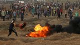 Protestos junto à fronteira da Faica de Gasza com Israel