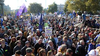 More than half a million march on London demanding a final say on Brexit