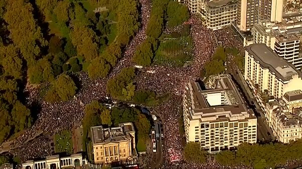 Miles de personas piden en Londres otro referéndum sobre el Brexit Miles de personas piden en Londres otro referéndum sobre el Brexit