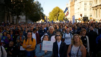 Manifestantes anti-Brexit exigem segundo referendo