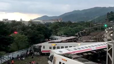 il treno deragliato nella contea di Yilan, Taiwan 