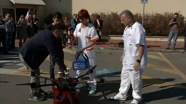 A Pontedera la prima consegna di sangue via drone A Pontedera la prima consegna di sangue via drone