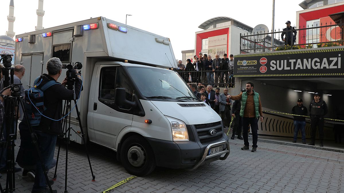 Gyanús autót találtak Isztambulban - a szaúdi konzulátushoz tartozik 