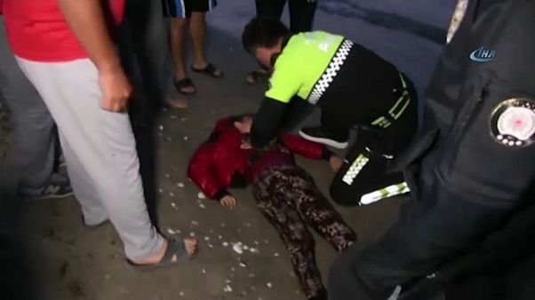 مقتل طفلين في غرق قارب يقل مهاجرين قبالة بودروم التركية مقتل طفلين في غرق قارب يقل مهاجرين قبالة بودروم التركية