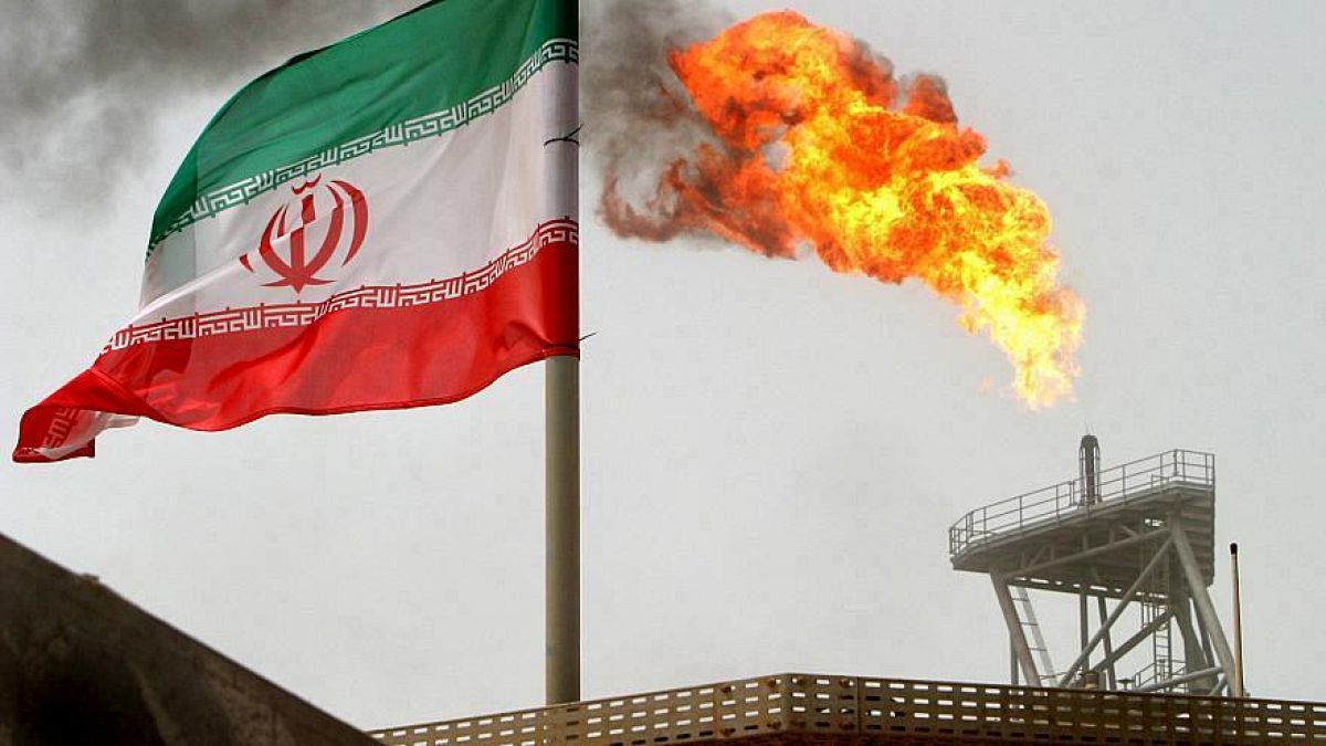 الأوروبيون يبذلون جهودا "لكي يبقى مصرف إيراني واحد على الأقل متصلا" بالعالم