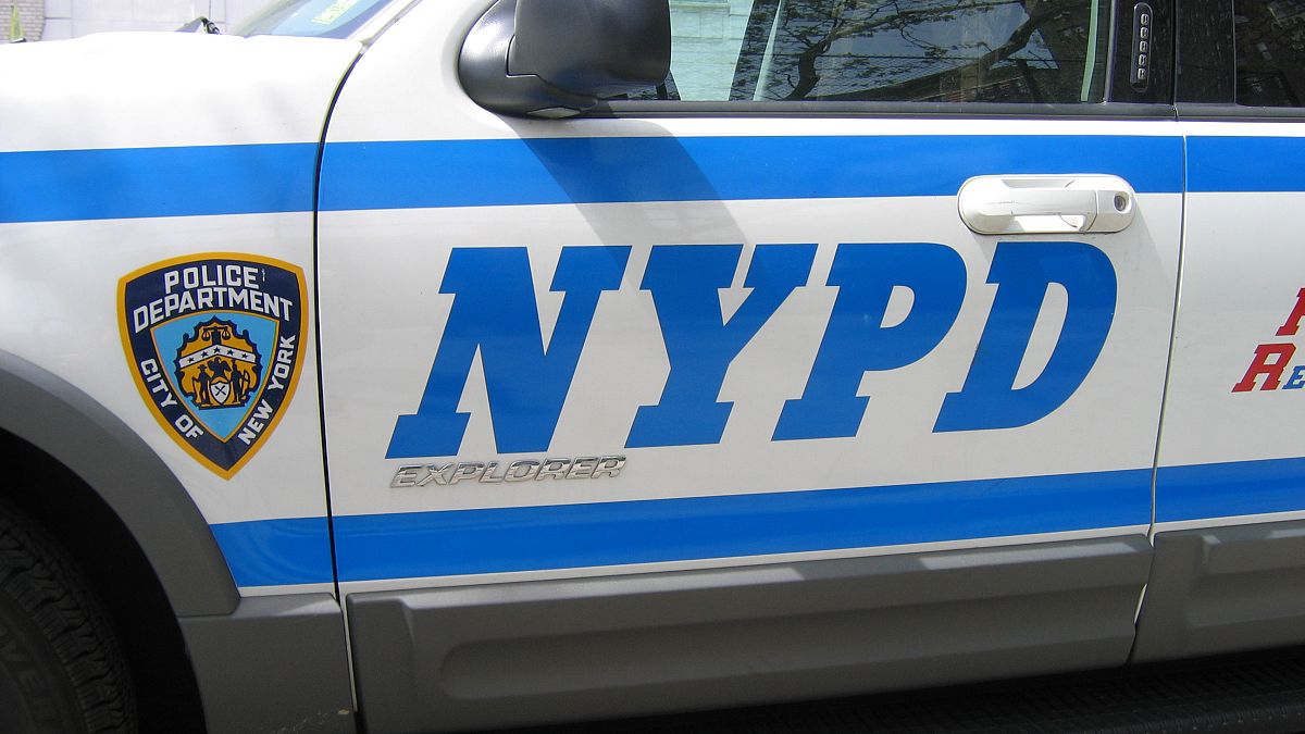شرطة نيويورك توقف استخدام 3000 كاميرا محمولة بعد انفجار احداها