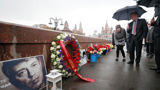 Джон Болтон у места убийства Бориса Немцова
