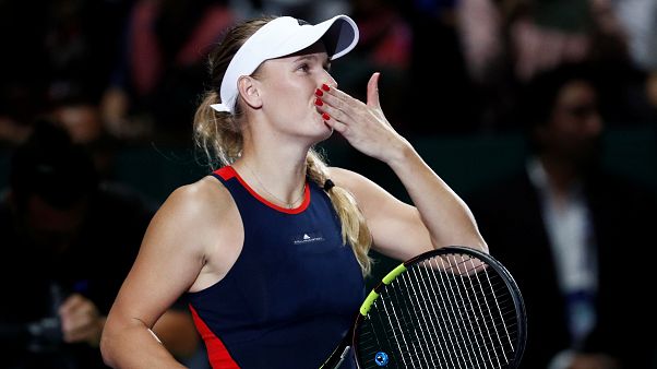 Wozniacki y Svitolina apuntan hacia las semifinales en Singapur Wozniacki y Svitolina apuntan hacia las semifinales en Singapur