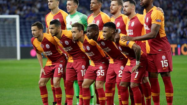Şampiyonlar Ligi'nde günün maçları: Galatasaray Schalke 04'ü bekliyor Şampiyonlar Ligi'nde günün maçları: Galatasaray Schalke 04'ü bekliyor