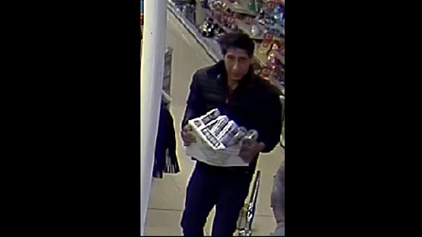 Facebook reacts as Blackpool police search for robbery suspect resembling Friends star | The Cube Facebook reacts as Blackpool police search for robbery suspect resembling Friends star | The Cube