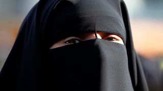 Az ENSZ ellenzi a burka tilalmát