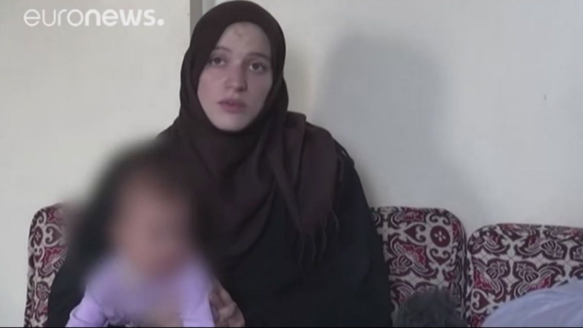 Fransa IŞİD'e katılan vatandaşlarının çocuklarını Suriye'den geri getirmeyi planlıyor 