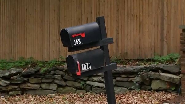 Indaga l'FBI sulla bomba a casa di George Soros Indaga l'FBI sulla bomba a casa di George Soros