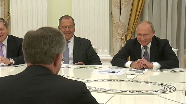"El águila se comió todas las aceitunas" la surrealista conversación entre Putin y Bolton "El águila se comió todas las aceitunas" la surrealista conversación entre Putin y Bolton