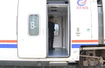Aussteigen verboten: bosnische Polizei setzt Migranten in Zug fest