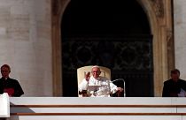 O Papa Francisco de visita à Irlanda no meio de nova vaga de escândalos sobre abusos sexuais