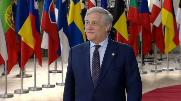 Tajani a Euronews: "Roma cambi la manovra, Bruxelles ascolti di più" Tajani a Euronews: "Roma cambi la manovra, Bruxelles ascolti di più"