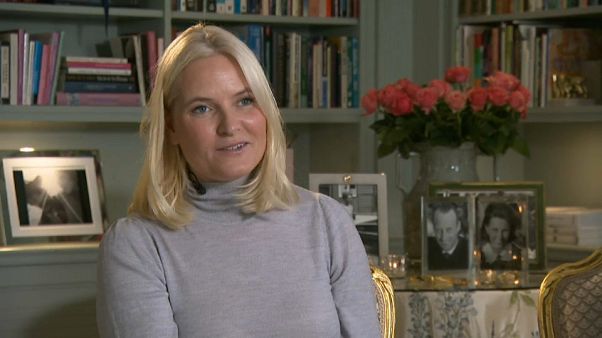 Königshaus gibt Erkrankung von Mette-Marit (45) bekannt Königshaus gibt Erkrankung von Mette-Marit (45) bekannt