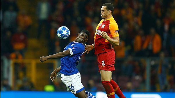 Şampiyonlar Ligi: Galatasaray evinde Schalke 04 karşısında 1 puanla yetindi Şampiyonlar Ligi: Galatasaray evinde Schalke 04 karşısında 1 puanla yetindi