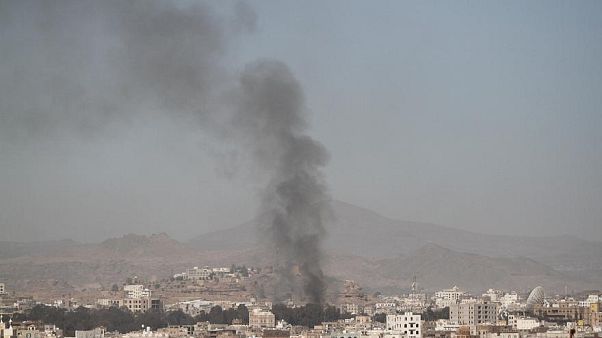 قتلى وجرحى في ضربات جوية في محافظة الحديدة قتلى وجرحى في ضربات جوية في محافظة الحديدة