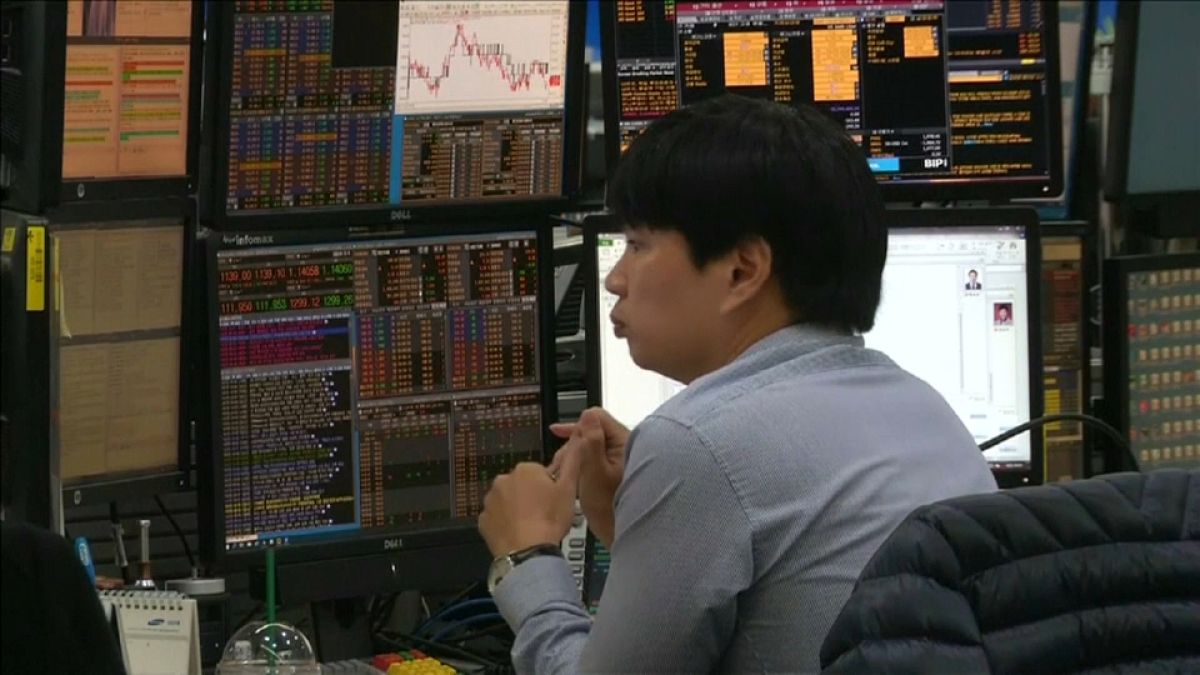 Descenso de las bolsas asiáticas siguiendo a Wall Street