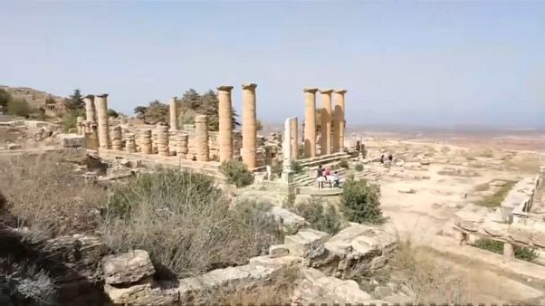 Στο έλεος βανδάλων αρχαιολογικοί χώροι στη Λιβύη Στο έλεος βανδάλων αρχαιολογικοί χώροι στη Λιβύη
