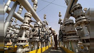 السعودية: سوق النفط قد تتحول إلى التخمة في الربع الأخير من العام