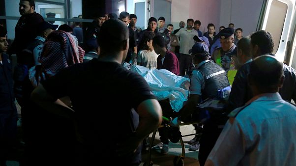 Νεκρά παιδιά από πλημμύρες στην Ιορδανία Νεκρά παιδιά από πλημμύρες στην Ιορδανία