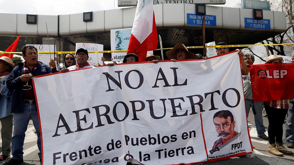 Protesta contra el nuevo aeropuerto internacional de México DF en Texcoco 