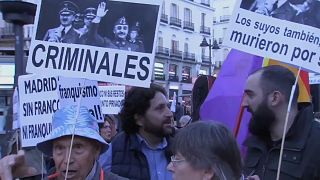 Spanien streitet über Francos Grab - Umbettung sorgt für Proteste 