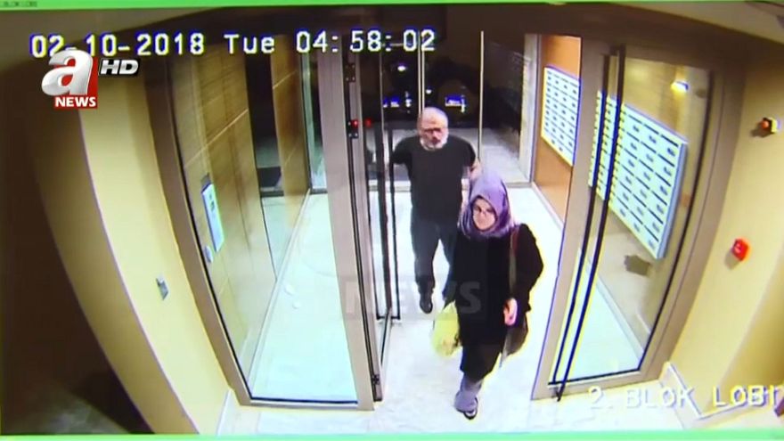 Noiva de Khashoggi revela receio do jornalista com ida ao consulado