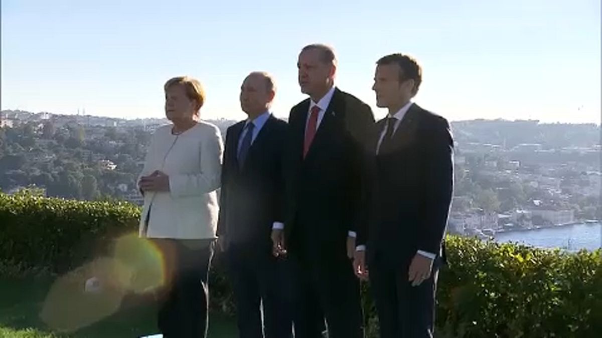Szíria miatt ült össze Putyin, Merkel, Macron és Erdogan