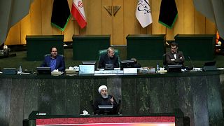 مجلس ایران به ۴ وزیر پیشنهادی روحانی رای اعتماد داد