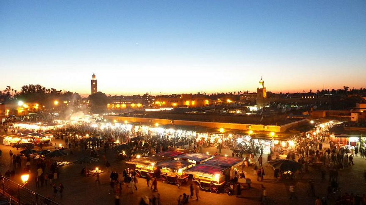 جدل في المغرب بعد إبقاء الحكومة على التوقيت الصيفي