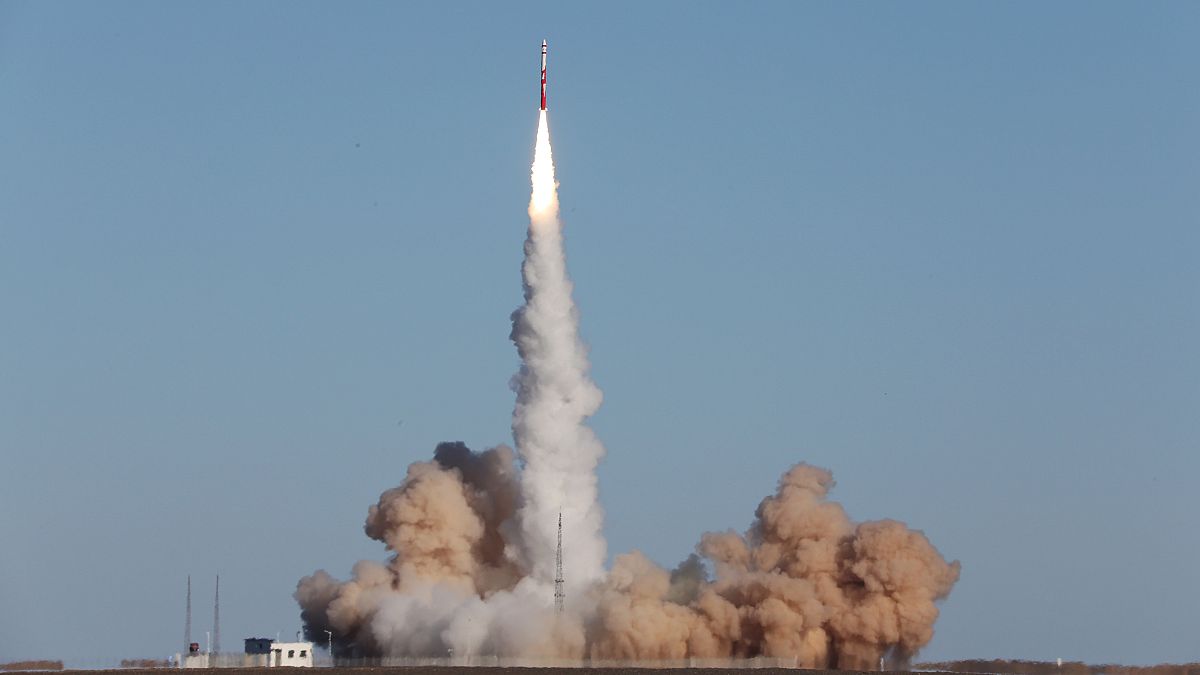 Elon Musk'ın SpaceX'ine rakip Çinli firmanın roketi yörüngeye ulaşamadan düştü