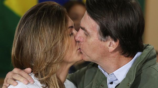 Jair Bolsonaro (PSL) vence Fernando Haddad nas urnas Jair Bolsonaro (PSL) vence Fernando Haddad nas urnas