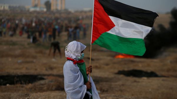 مقتل 3 فتية في غارة جوية إسرائيلية على قطاع غزة مقتل 3 فتية في غارة جوية إسرائيلية على قطاع غزة