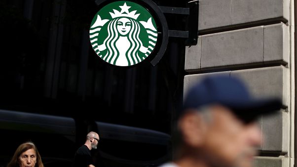 Geschäftsrisiko: Starbucks eröffnet erstes Café in Mailand Geschäftsrisiko: Starbucks eröffnet erstes Café in Mailand