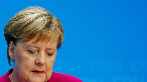 Merkel: "Zeit, ein neues Kapitel aufzuschlagen, trete 2021 nicht mehr an" Merkel: "Zeit, ein neues Kapitel aufzuschlagen, trete 2021 nicht mehr an"