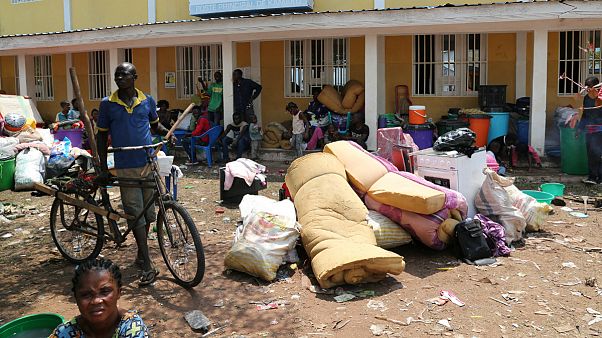 Imigrantes congoleses expulsos de Angola em operação ligada a diamantes Imigrantes congoleses expulsos de Angola em operação ligada a diamantes