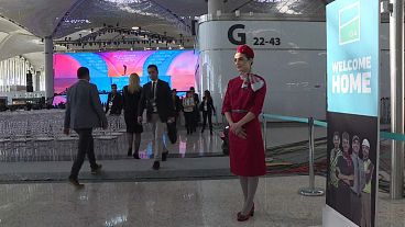 Turquia inaugura maior aeroporto do mundo