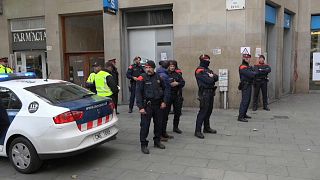 Al menos 55 detenidos en la macrooperación policial contra los narcopisos del Raval en Barcelona