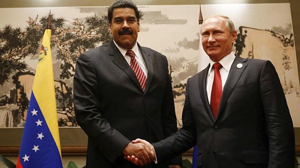 Ekonomik krizle boğuşan Venezuela'ya Rusya'dan tavsiye heyeti Ekonomik krizle boğuşan Venezuela'ya Rusya'dan tavsiye heyeti